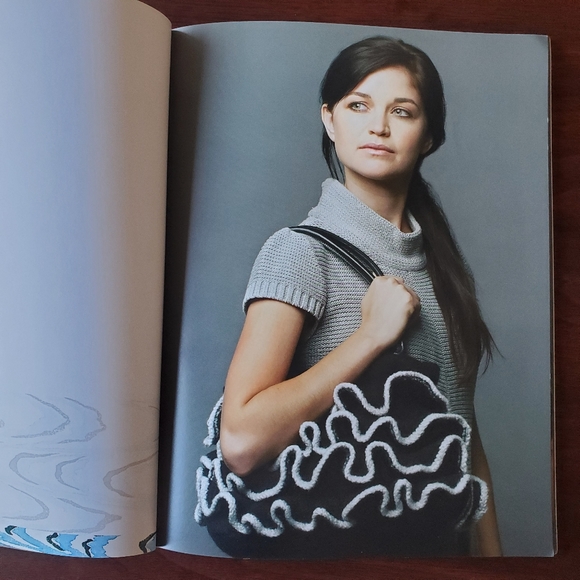 Ella Rae Felted Bags Pattern Book 2 - Picture 4 of 16